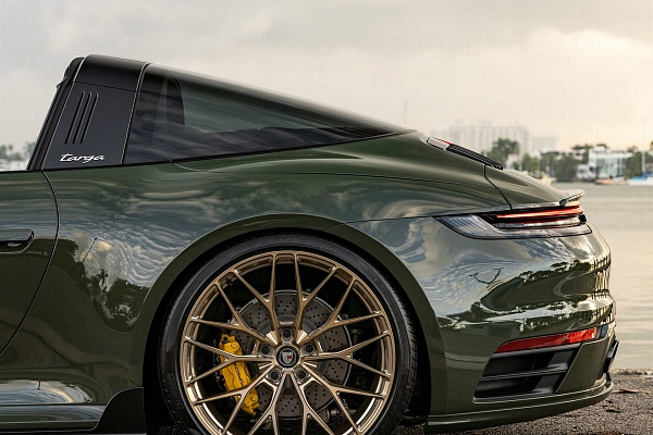 Фото дисков Anrky AN10 Глянцевое темное золото на Porsche 911 VIII