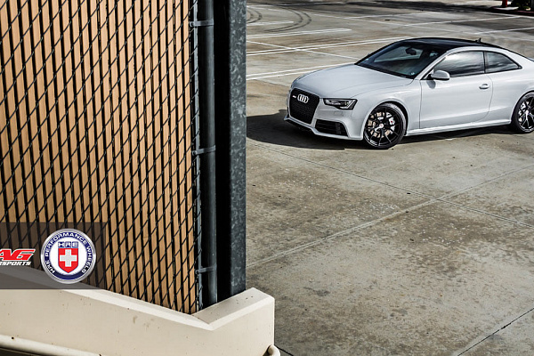 Фото дисков HRE P101 Черный сатин на Audi A/S/RS 5 (8T)