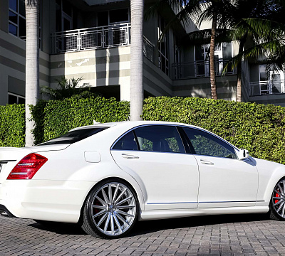 Фото дисков Vossen VFS-2 на Mercedes-Benz S-Class (W221)