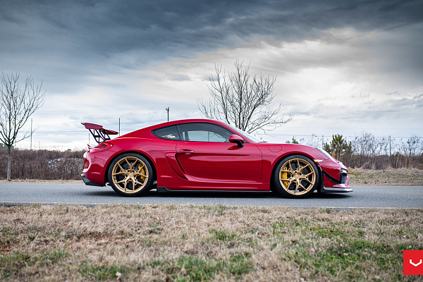 Фото дисков Vossen HF-5 Глянцевое золото на Porsche Cayman II