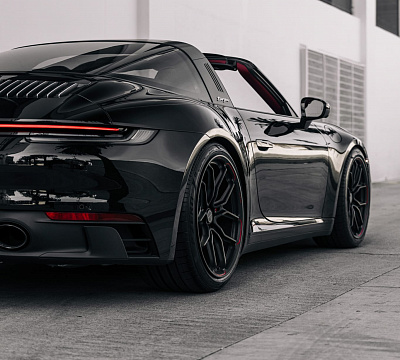 Фото дисков Brixton Forged CM5-RS на Porsche 911 VIII
