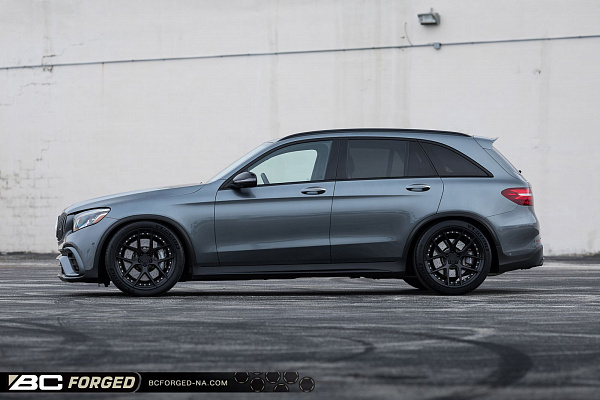 Фото дисков BC Forged HCS02 Черный матовый на Mercedes-Benz GLC (X253, C253)