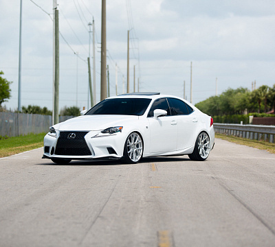Фото дисков Vossen VFS-6 на Lexus IS II