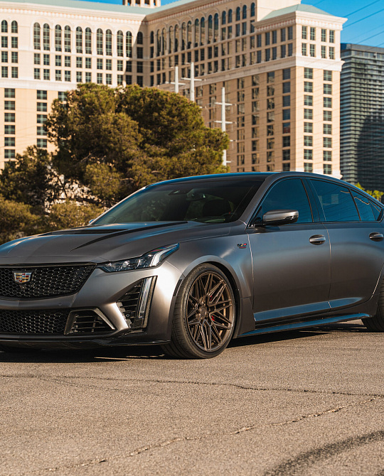 Фото дисков HF-7 Сатиновая бронза на Cadillac CT5