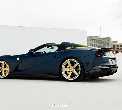 Фото дисков Anrky AN35 на Ferrari 812