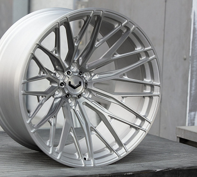 Vossen VFX-04