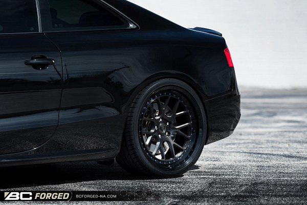 Фото дисков BC Forged LE72 // MLE72 Глянцевый темный лак на Audi A/S/RS 5 (8T)