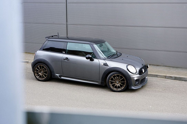 Фото дисков Bola VST Глянцевая бронза на MINI Cooper III