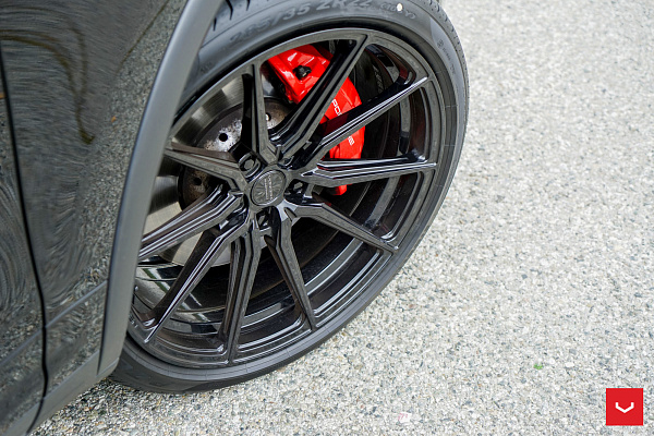 Фото дисков Vossen HF-3 Черный глянец на Porsche Cayenne II