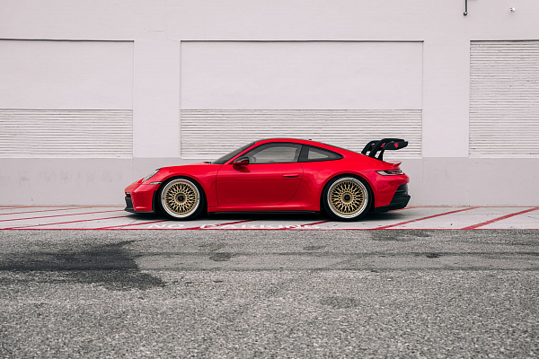 Фото дисков Brixton Forged TR20 Сатиновое золото на Porsche 911 VIII
