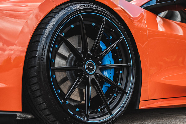 Фото дисков Brixton Forged R11-R Черный сатин на Chevrolet Corvette C8