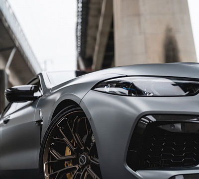 Фото дисков Brixton Forged PF10-RS на BMW 8/M8