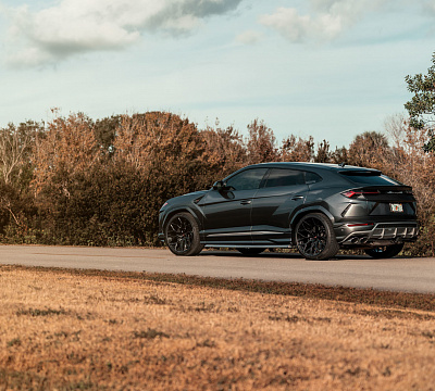 Фото дисков Vossen S17-01 на Lamborghini Urus
