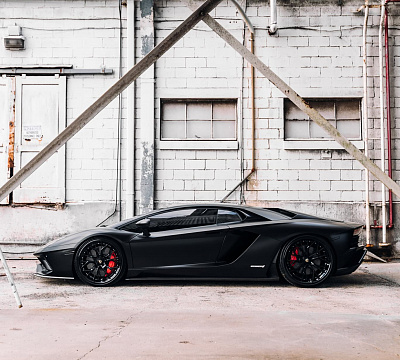 Фото дисков Brixton Forged TR05 на Lamborghini Aventador