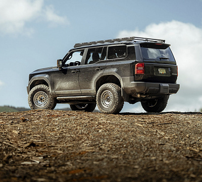 Фото дисков Black Rhino AWOL на Toyota Land Cruiser Prado 250