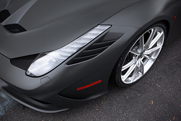 Фото дисков HRE P104SC Глянцевый лак на Ferrari 458