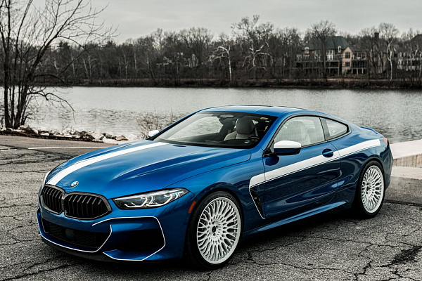 Фото дисков Brixton Forged TR20 Белый глянец на BMW 8/M8