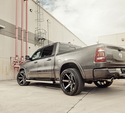 Фото дисков 4PLAY 4P63 на Ram 1500 V