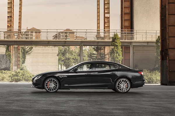 Фото дисков Maserati TITANO  на Maserati Quattroporte VI