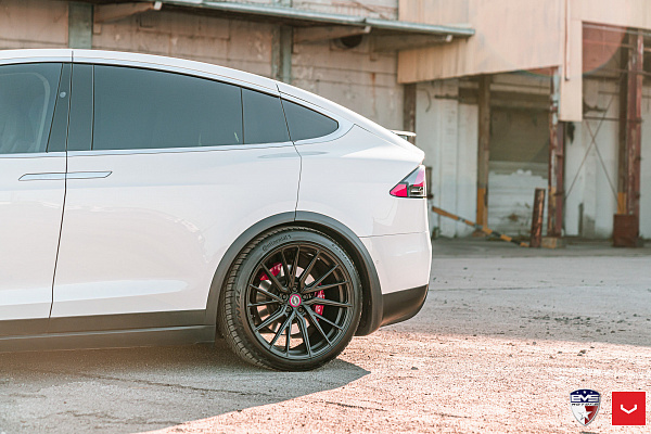 Фото дисков Vossen HF-4T Черный сатин на Tesla Model X