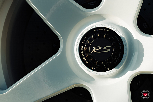 Фото дисков Vossen GEN-01 Белый глянец на Porsche 911 VII