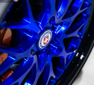 Фото дисков HRE 520 на Nissan GT-R