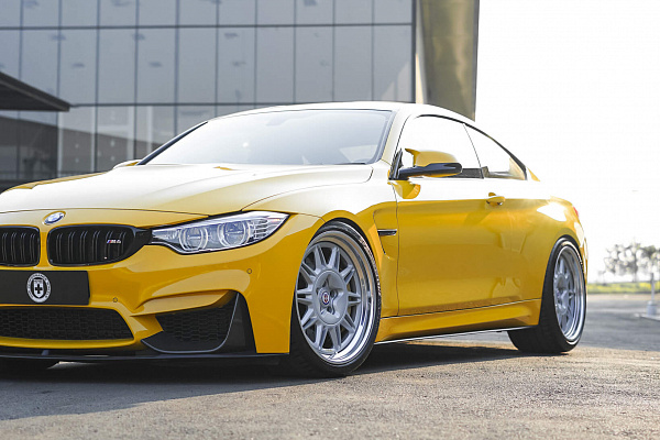 Фото дисков HRE 528 Серебро на BMW 4/M4 (F32/F82)