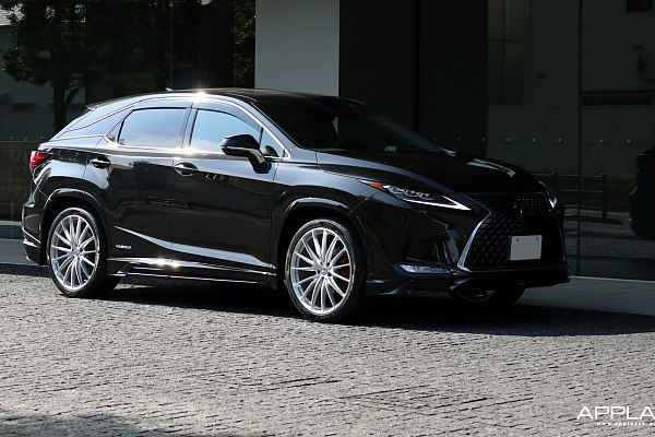 Фото дисков HRE P103 Глянцевый лак на Lexus RX IV
