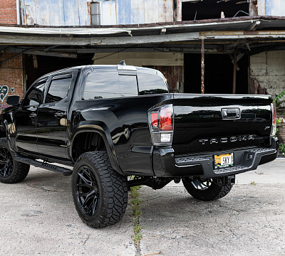 Фото дисков Vossen HF6-4 на Toyota Tacoma III