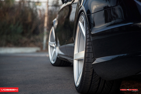 Фото дисков Vossen CV3 Серебро на Mercedes-Benz CLS (C218)