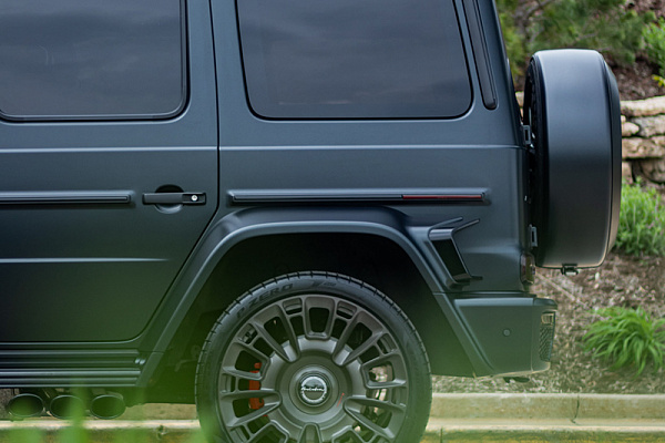 Фото дисков Brixton Forged LX03 Сатиновый темный лак на Mercedes-Benz G-Class III