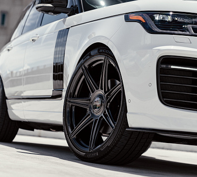 Фото дисков Vossen S17-11 на Land Rover Range Rover V