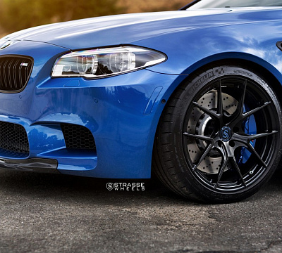 Фото дисков Strasse Wheels SM5R Deep Concave Monoblock на BMW 5/M5 (F10)