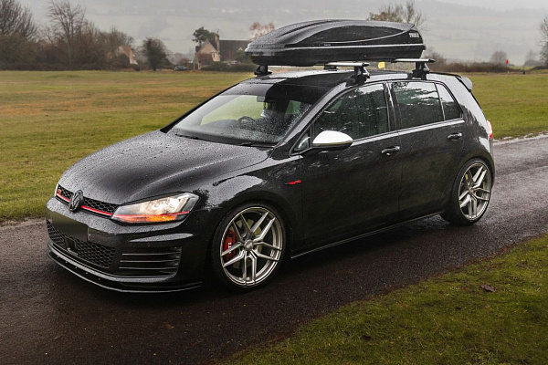 Фото дисков Bola B11 Сатиновый лак на Volkswagen Golf VII