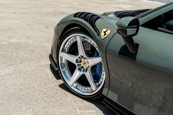 Фото дисков Anrky RS5.3 Полированный лак на Ferrari SF90