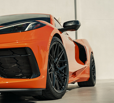 Фото дисков Vossen EVO-5 на Chevrolet Corvette C8