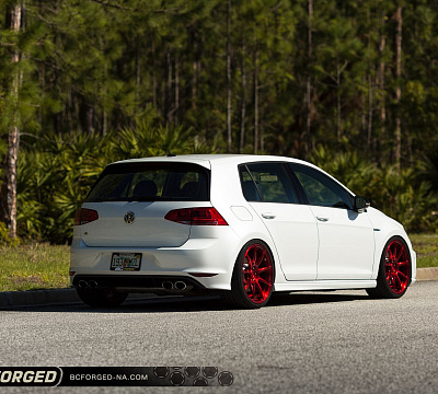 Фото дисков BC Forged RZ39 на Volkswagen Golf VII