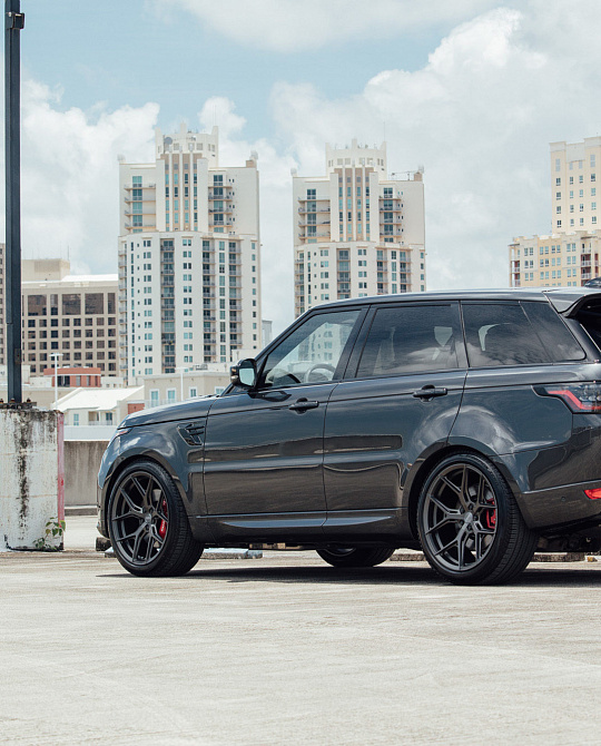 Фото дисков HF-5 Сатиновый графит на Range Rover Sport II