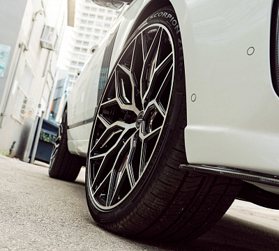 Фото дисков Vossen HF-2 на Range Rover IV