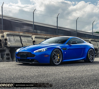 Фото дисков BC Forged KL12 на Aston Martin Vantage 3