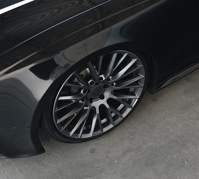 Фото дисков Rotiform LSE на Audi A/S/RS 5 (8T)