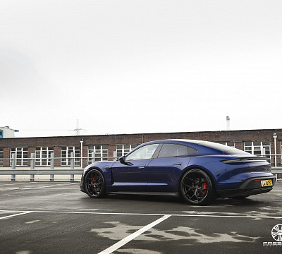 Фото дисков Vossen HF-5 на Porsche Taycan I