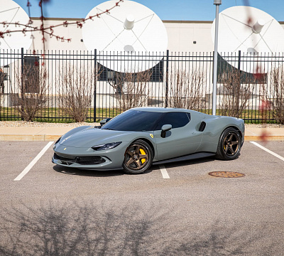 Фото дисков Brixton Forged TR05 на Ferrari 296