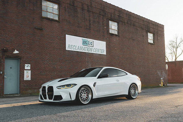 Фото дисков HRE 300 Сатиновый лак на BMW 4/M4 (G22/G82)