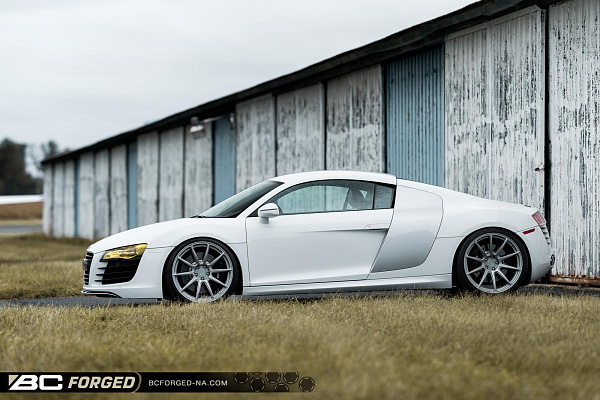 Фото дисков BC Forged RZ10 Глянцевый лак на Audi R8 (Typ 42)