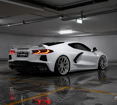 Фото дисков ST Wheels ST9 на Chevrolet Corvette C8