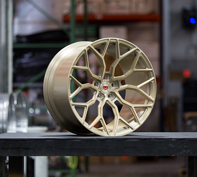 Vossen S17-01