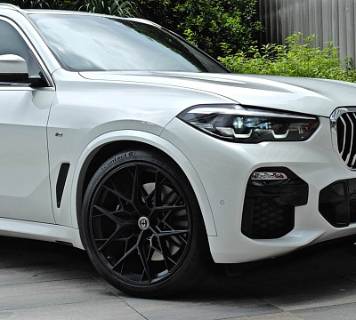 Фото дисков HRE FF10 на BMW X5/X5 M (F15/F85)