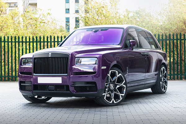 Фото дисков Kahn Type 55 RS Алмазная проточка на Rolls-Royce Cullinan