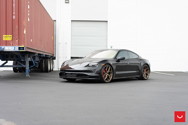 Фото дисков Vossen HF-5 Сатиновая бронза на Porsche Taycan I